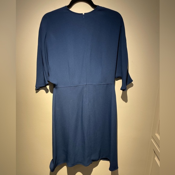 Judith & Charles Elegant Blue Midi Dress with Dolman Style Sleeves - Picture 6 of 10